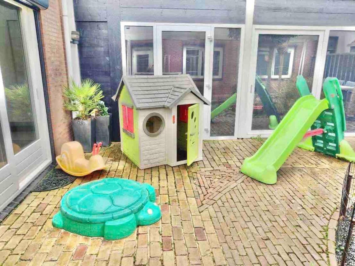 Xxl House With Free Parking & 3 Bedrooms Tilburg Exterior foto