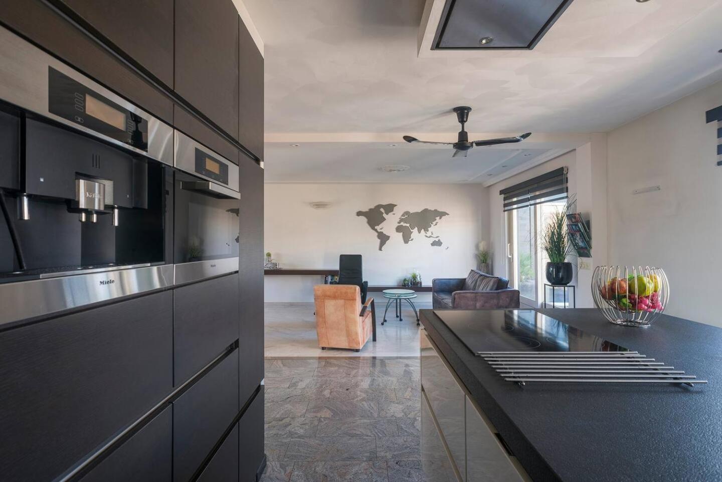 Xxl House With Free Parking & 3 Bedrooms Tilburg Exterior foto